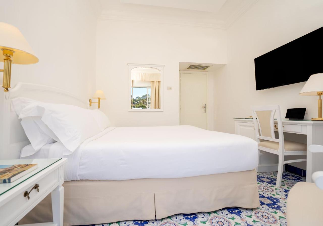 Hotel Syrene Капри Экстерьер фото